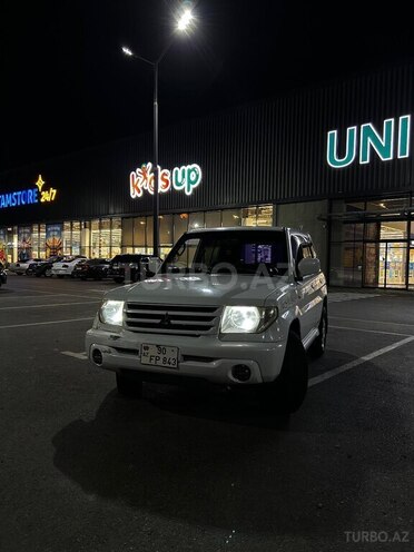 Mitsubishi Pajero io 2000, 258,700 km - 2.0 l - Bakı