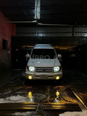 Mitsubishi Pajero io 2000, 258,700 km - 2.0 l - Bakı