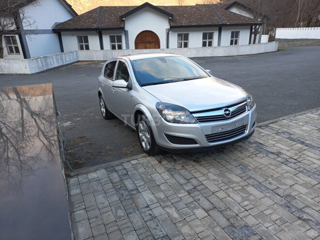 Opel Astra 2007, 280,000 km - 1.3 л - Şəki