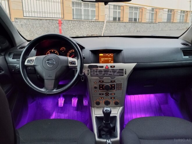 Opel Astra 2007, 280,000 km - 1.3 л - Şəki