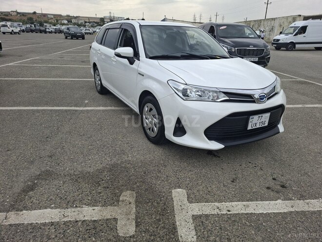 Toyota Corolla Fielder 2018, 200,000 km - 1.5 l - Bakı