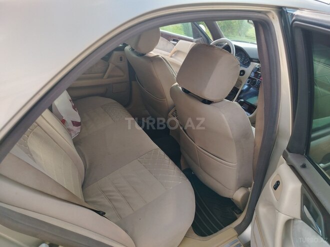 Mercedes E 230 1996, 522,000 km - 2.3 л - Bakı