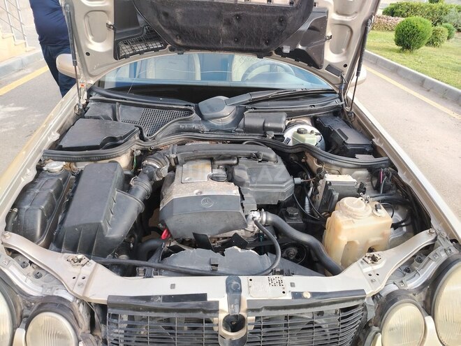 Mercedes E 230 1996, 522,000 km - 2.3 л - Bakı