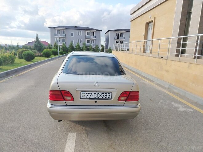 Mercedes E 230 1996, 522,000 km - 2.3 л - Bakı
