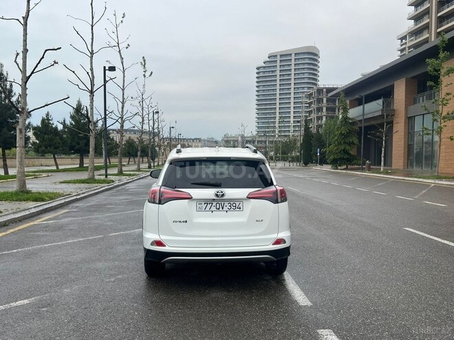 Toyota RAV4 2017, 111,500 km - 2.5 l - Bakı