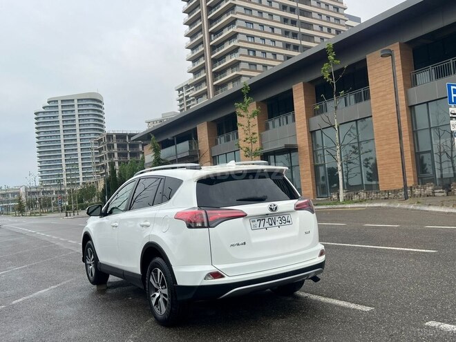 Toyota RAV4 2017, 111,500 km - 2.5 l - Bakı