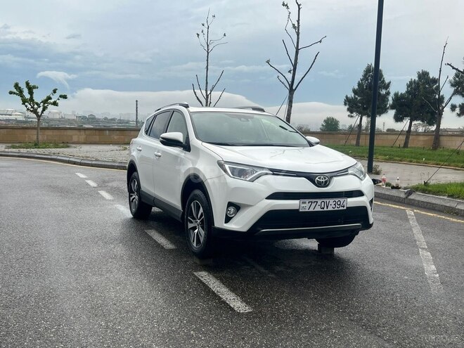 Toyota RAV4 2017, 111,500 km - 2.5 l - Bakı