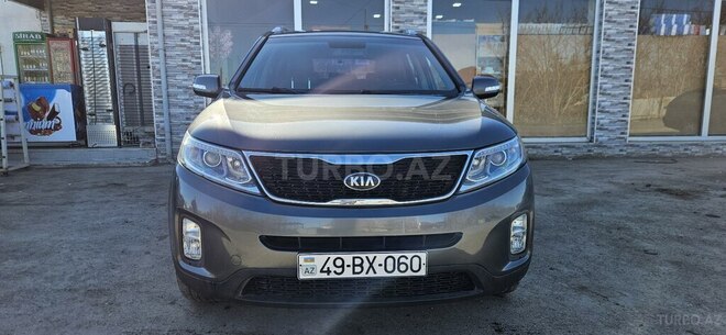 Kia Sorento 2013, 310,000 km - 2.0 l - Saatlı
