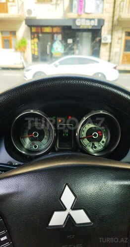 Mitsubishi Pajero 2007, 225,000 km - 3.0 l - Bakı