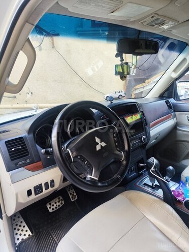 Mitsubishi Pajero 2007, 225,000 km - 3.0 l - Bakı
