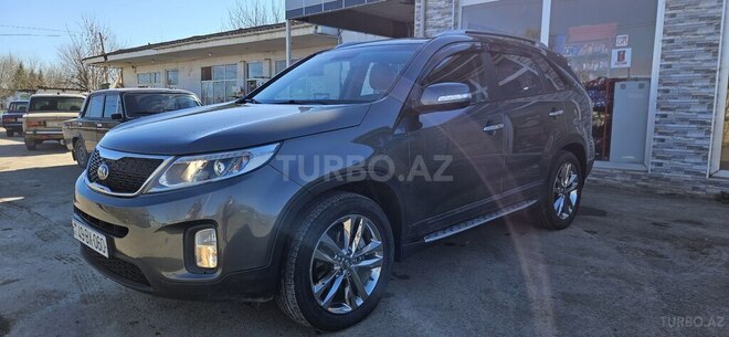 Kia Sorento 2013, 310,000 km - 2.0 l - Saatlı