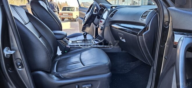 Kia Sorento 2013, 310,000 km - 2.0 l - Saatlı