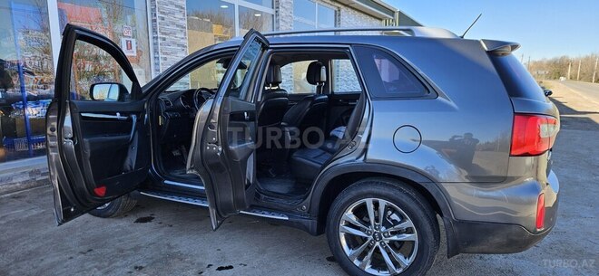 Kia Sorento 2013, 310,000 km - 2.0 l - Saatlı