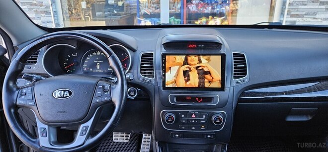 Kia Sorento 2013, 310,000 km - 2.0 l - Saatlı