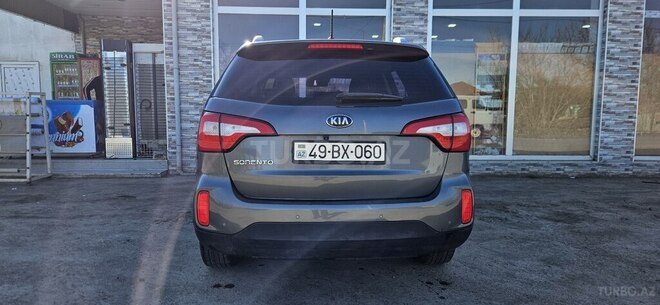 Kia Sorento 2013, 310,000 km - 2.0 l - Saatlı