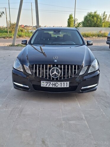Mercedes E 350-1