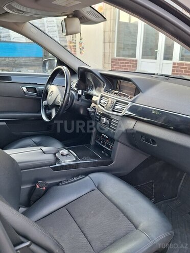 Mercedes E 350-8