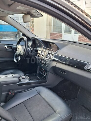 Mercedes E 350-9
