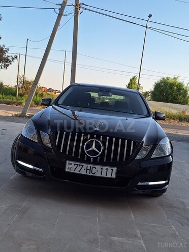 Mercedes E 350-13
