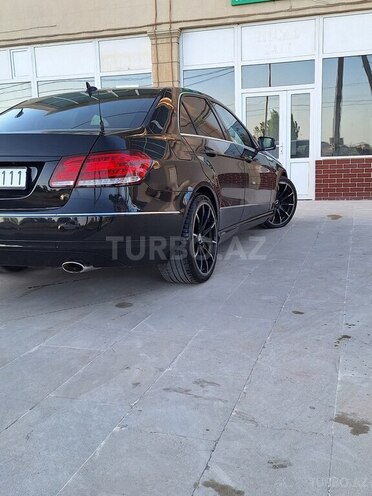 Mercedes E 350-17
