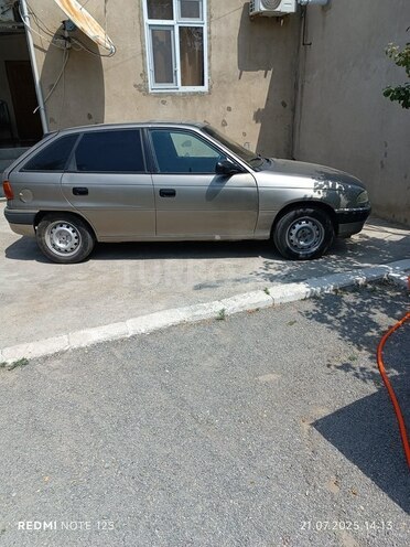 Opel Astra 1996, 388,400 km - 1.6 l - Sumqayıt