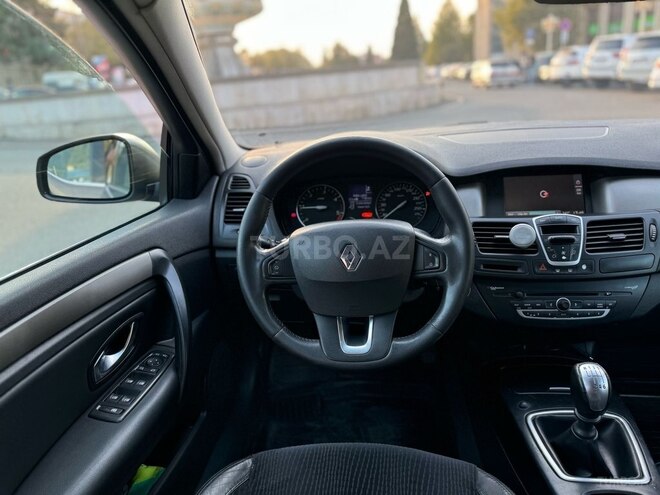 Renault Laguna 2009, 242,000 km - 1.5 л - Gəncə