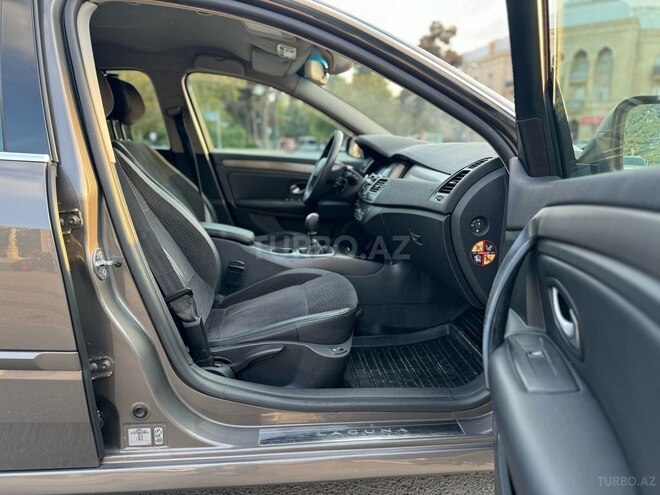 Renault Laguna 2009, 242,000 km - 1.5 л - Gəncə