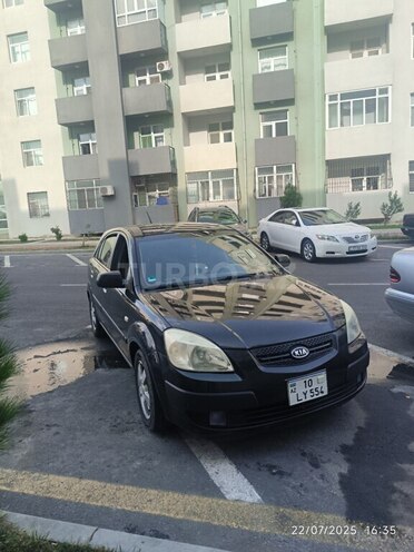 Kia Rio 2005, 400,000 km - 1.4 l - Şirvan