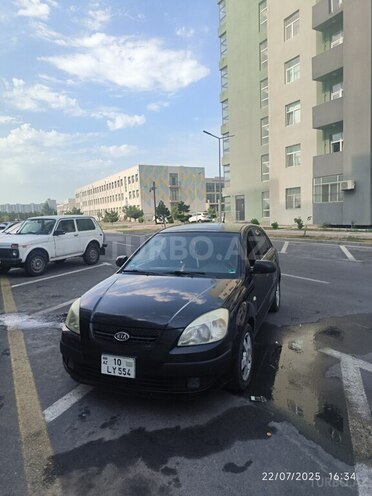 Kia Rio 2005, 400,000 km - 1.4 l - Şirvan