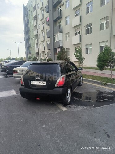 Kia Rio 2005, 400,000 km - 1.4 l - Şirvan