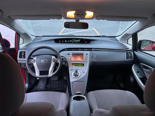 Toyota Prius 2013, 210,000 km - 1.8 л - Bakı