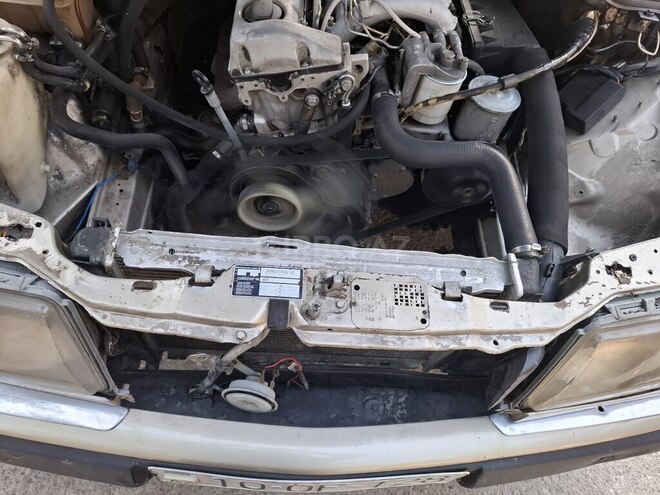 Mercedes E 200 1993, 350,000 km - 2.0 l - Sumqayıt