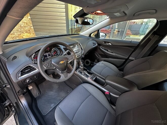 Chevrolet Cruze 2017, 29,888 km - 1.4 l - Bakı
