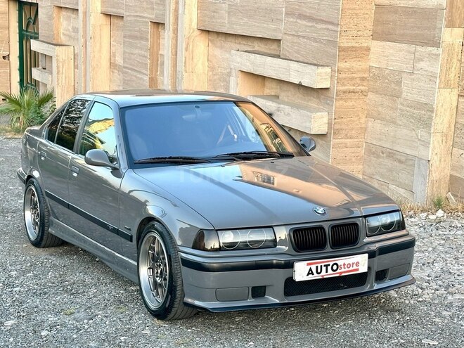 BMW 328 1997, 228,000 km - 2.8 l - Bakı