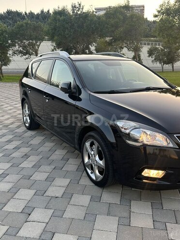 Kia  2010, 184,000 km - 1.6 l - Bakı