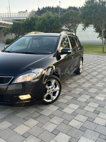 Kia  2010, 184,000 km - 1.6 l - Bakı
