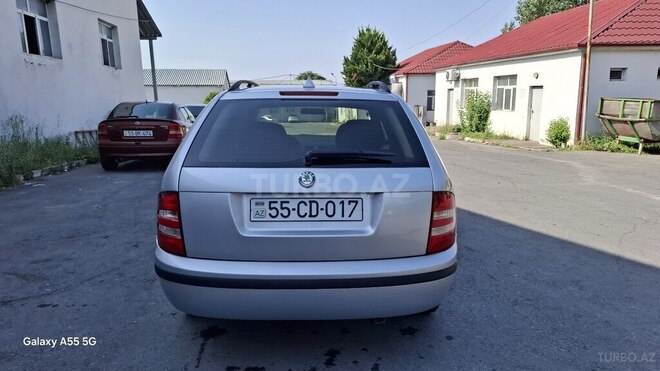 Skoda Fabia 2005, 234,765 km - 1.4 л - Şəki