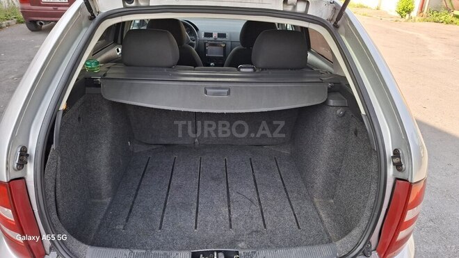 Skoda Fabia 2005, 234,765 km - 1.4 л - Şəki