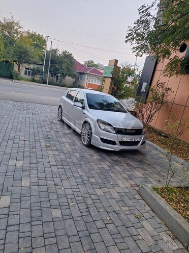 Opel Astra 2005, 256,033 km - 1.4 l - Qusar