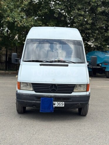 Mercedes Sprinter 412 1997, 963,250 km - 2.9 l - Göygöl