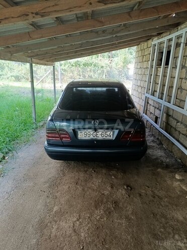 Mercedes E 230 1997, 361,610 km - 2.3 l - Lənkəran