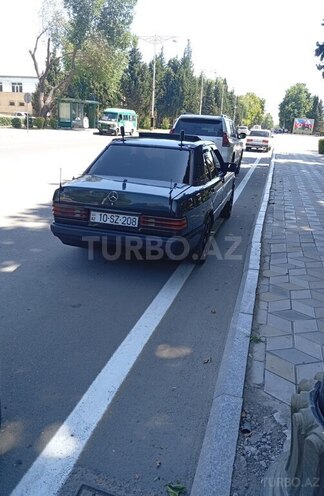 Mercedes 190 1992, 443,445 km - 2.0 l - Yevlax