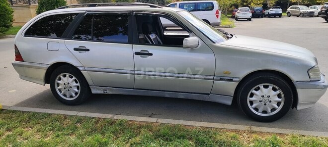 Mercedes C 220 2000, 583,000 km - 2.1 l - Bakı