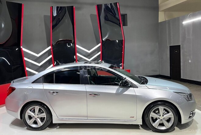 Chevrolet Cruze 2014, 273,588 km - 1.4 l - Sumqayıt