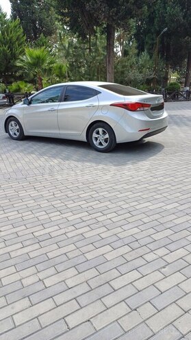 Hyundai Avante 2015, 162,000 km - 1.6 л - Masallı