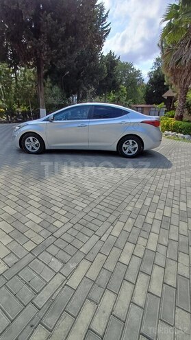Hyundai Avante 2015, 162,000 km - 1.6 л - Masallı