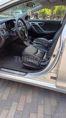Hyundai Avante 2015, 162,000 km - 1.6 л - Masallı