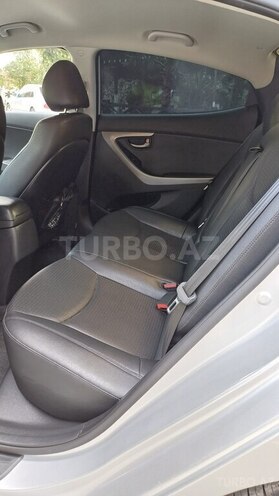 Hyundai Avante 2015, 162,000 km - 1.6 л - Masallı