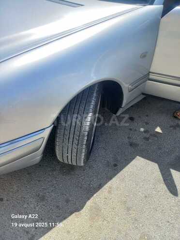 Mercedes E 220 1996, 222,222 km - 2.2 l - Bakı