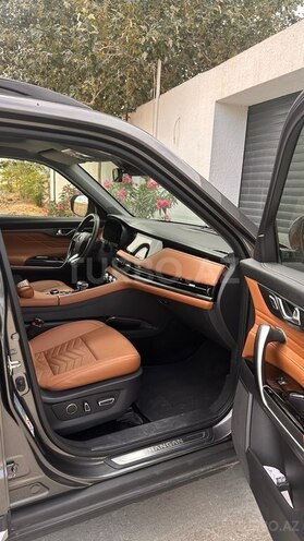 Changan CS 95 2023, 33,000 km - 2.0 l - Bakı